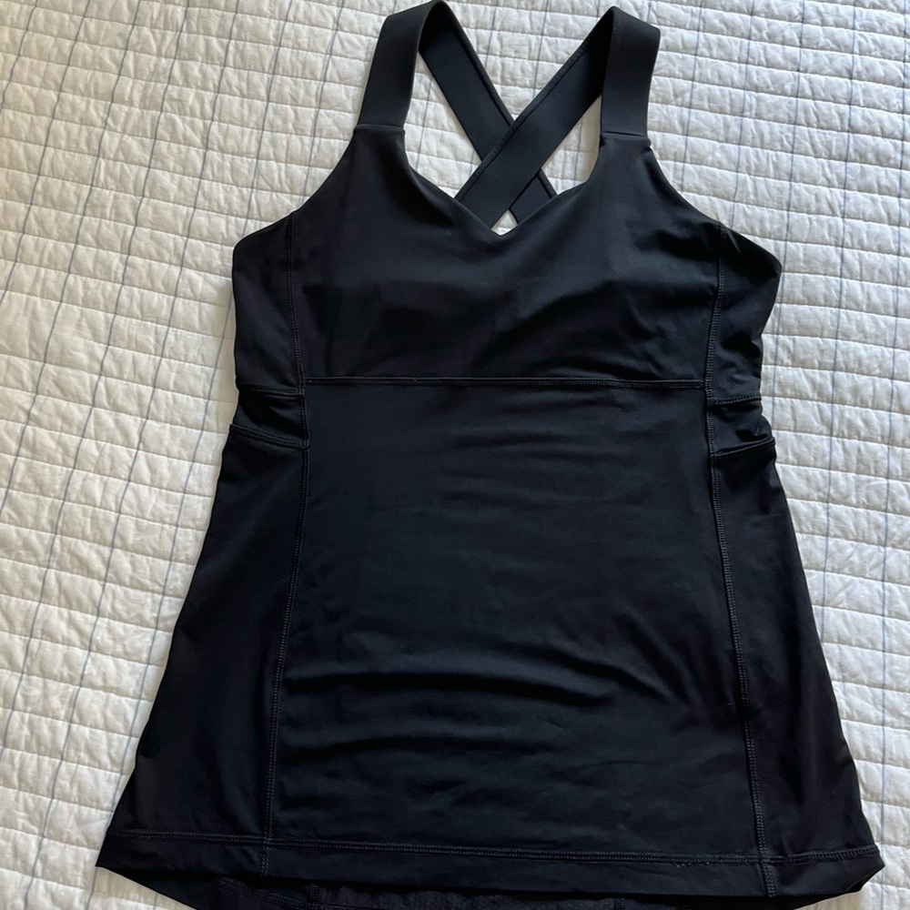GUC black lululemon tank sz 10